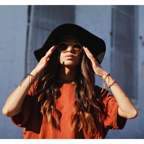 Meet your Posher, K - Picture 1 of 1